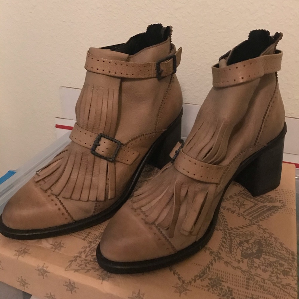 Free people circle back heel boot